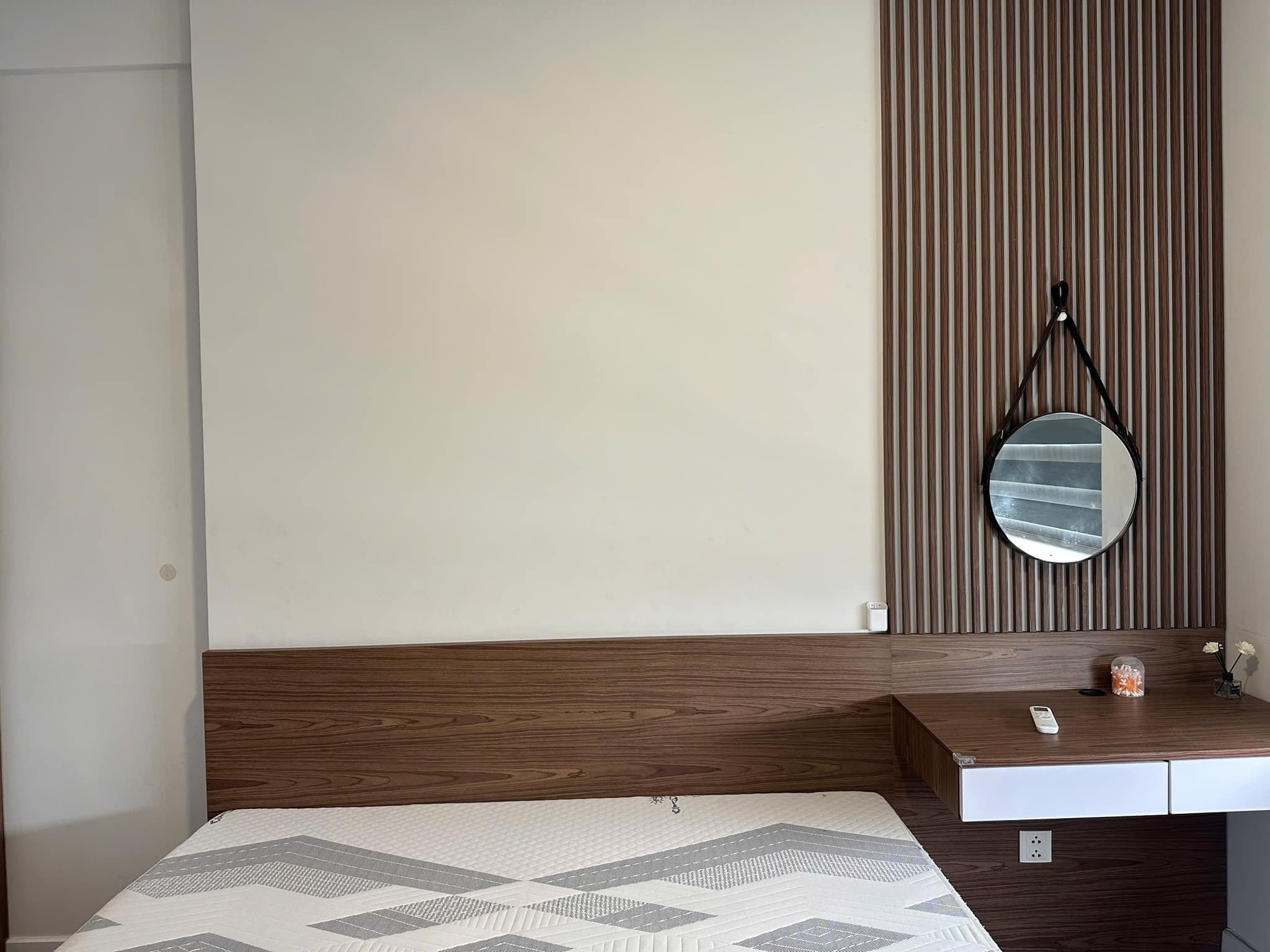 Cho thuê Opal Boulevard 